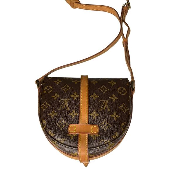 602. Louis Vuitton Chantilly PM Crossbody Bag